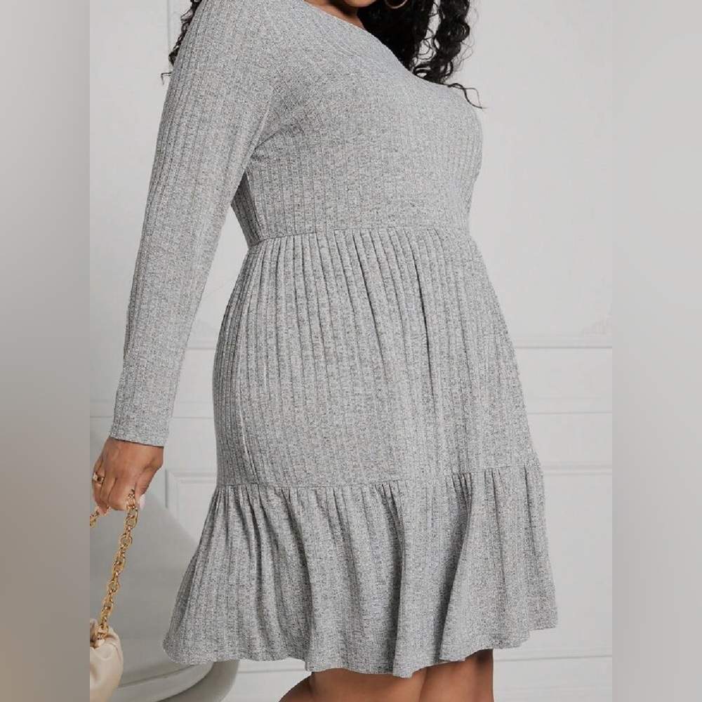 Light Gray Ribbed Long-Sleeve Knit Dress | Comfy A-Line Sweater Dress M